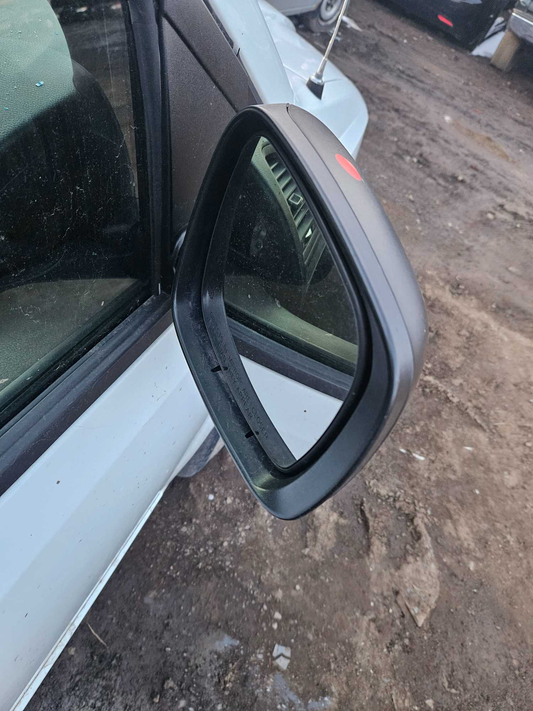 Passenger Side Mirror - 2015  Dodge Grand Caravan SE 2WD (Black, Grade A Condition)