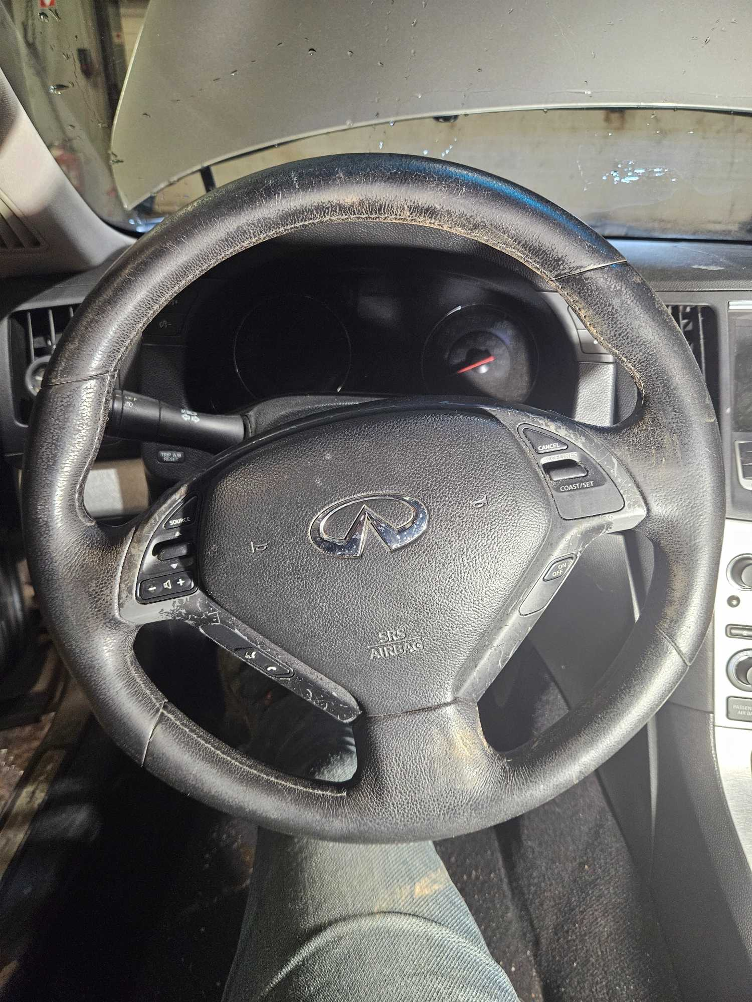 Steering Wheel-2009  INFINITI G37