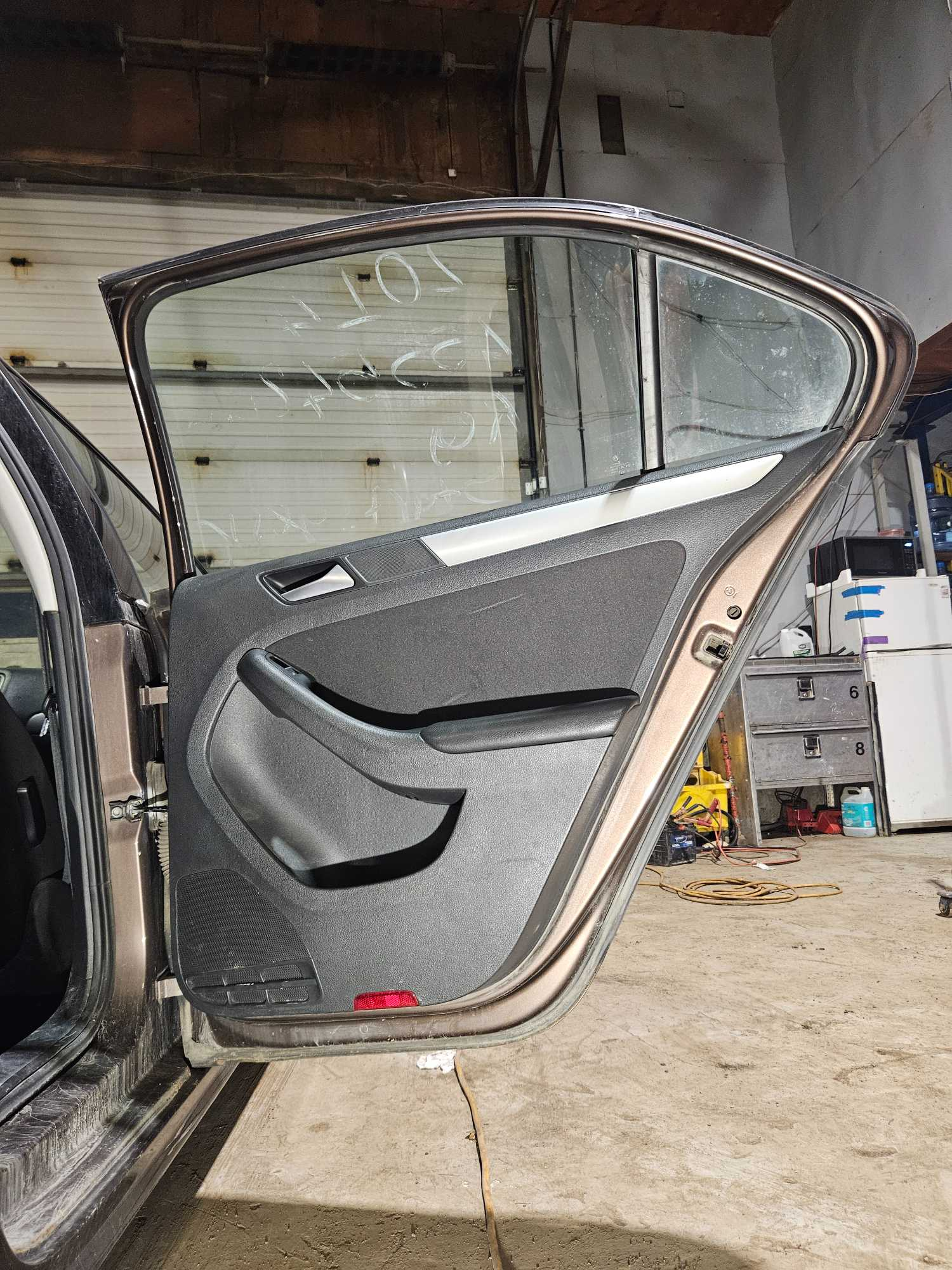 Rear Right Door-2014  Volkswagen JETTA