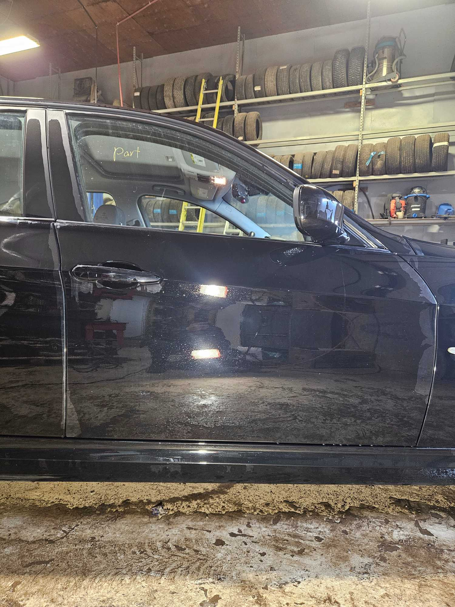 Front Right Door-2009  BMW 323i