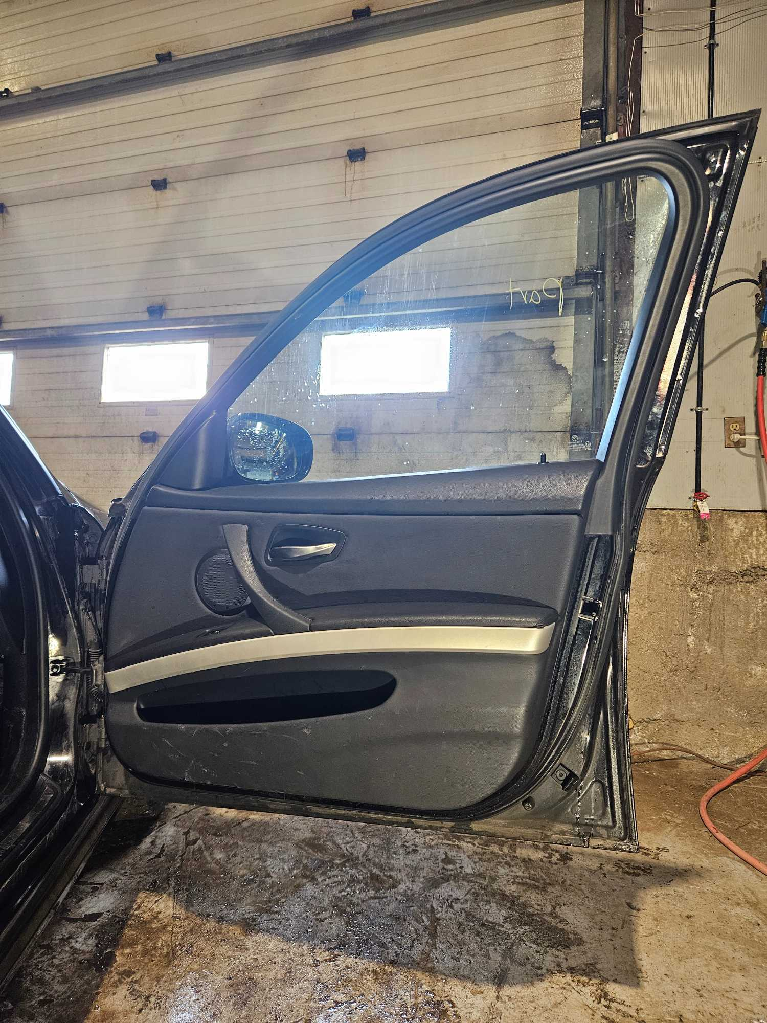 Front Right Door-2009  BMW 323i