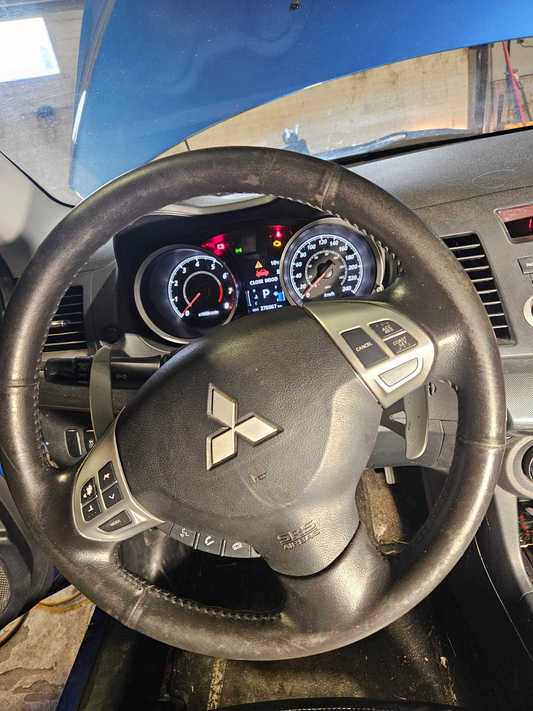 Dashboard-2011  Mitsubishi Lancer
