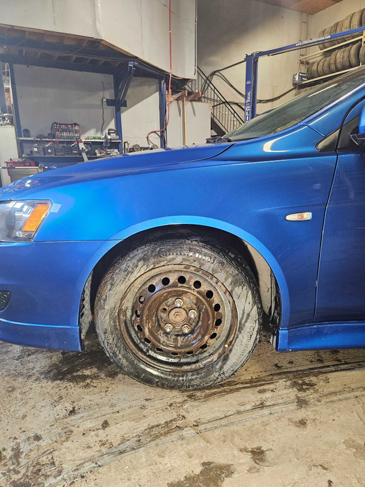 Left Fender-2011  Mitsubishi Lancer