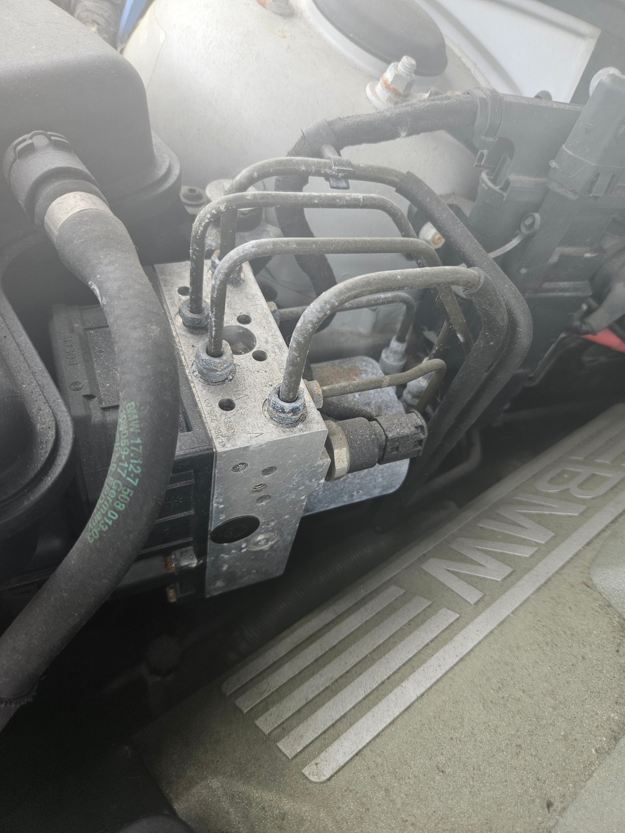 ABS module and pomp 2004 BMW 745li